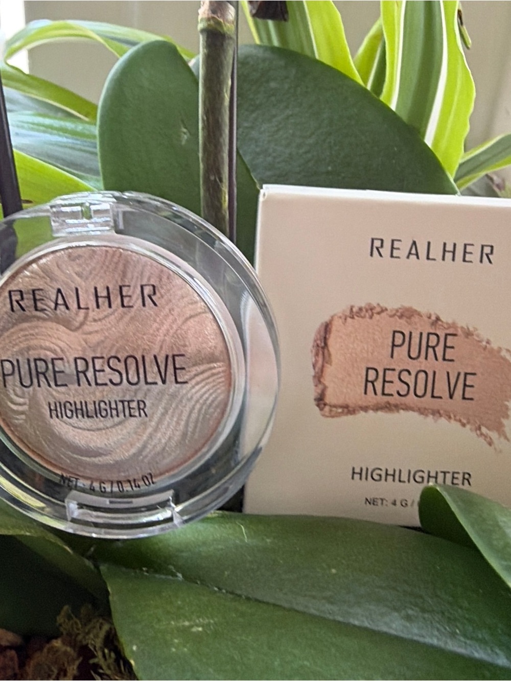 RealHer Pure Resolve Highlighter - Champagne Beige Glow